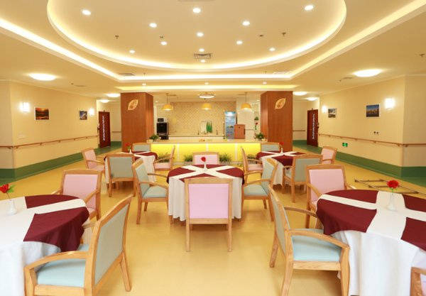 青敬老院、长友养(雅苑)24小时照护口碑优良!2026最新PG麻将胡了2试玩失能老人需专业照护比较好的养老院?四季(图9) 青敬老院、长友养(雅苑)24小时照护口碑优良!2026最新PG麻将胡了2试玩失能老人需专业照护比较好的养老院?四季(图9)